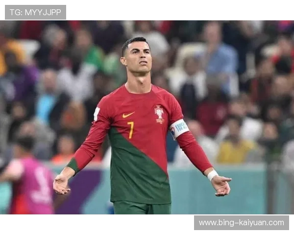 C罗转会传闻再度升温 多家豪门争抢葡萄牙球星未来动向成焦点