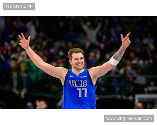 东契奇欧文领衔NBA最新积分榜球星表现全面解析 东契奇欧文领衔NBA最新积分榜球星表现全面解析